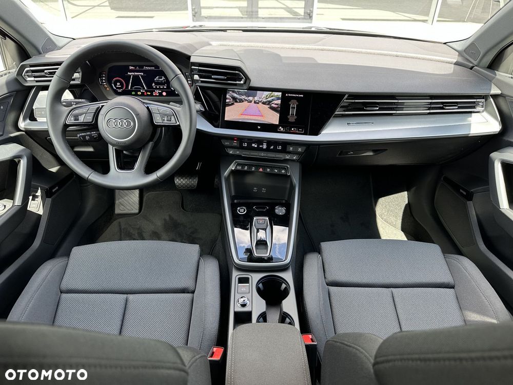 Audi A3 Limousine - 14