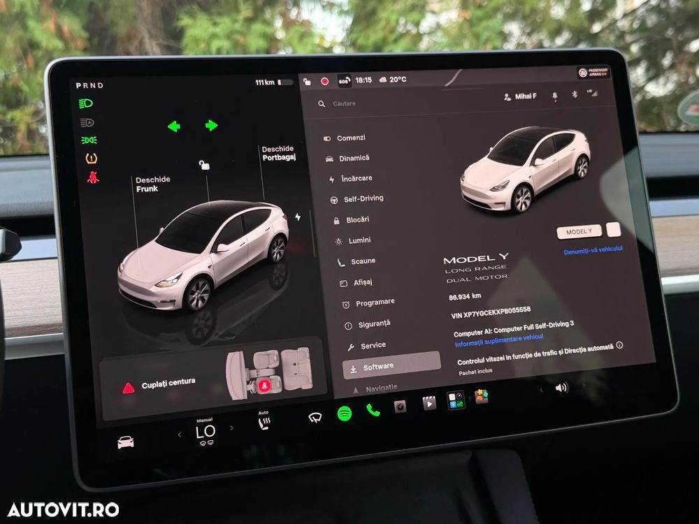 Tesla Model Y Long Range Dual Motor AWD - 32