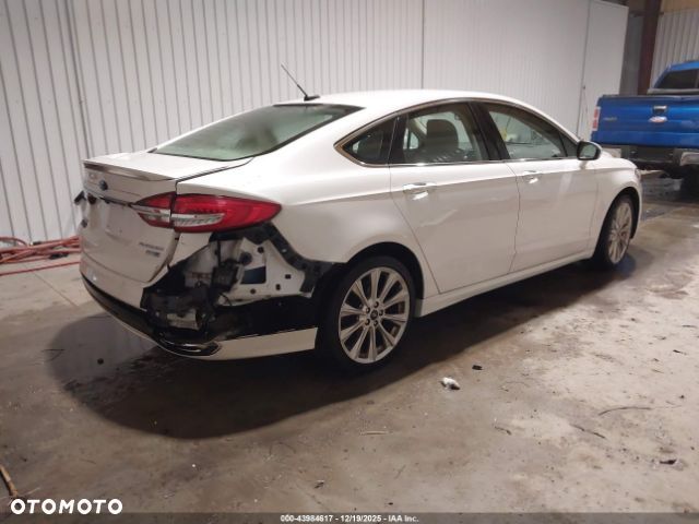 Ford Fusion 2.0 EcoBoost Titanium - 4