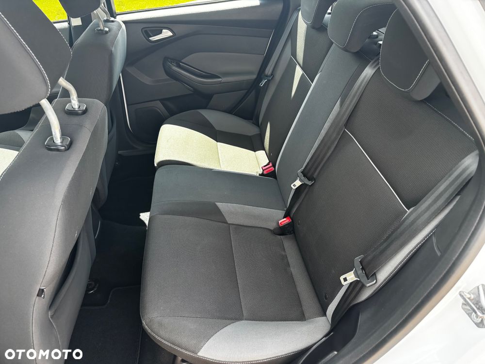 Ford Focus 2.0 TDCi Edition - 14