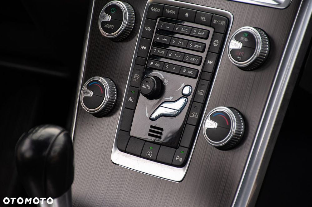 Volvo XC 60 D4 Summum - 22