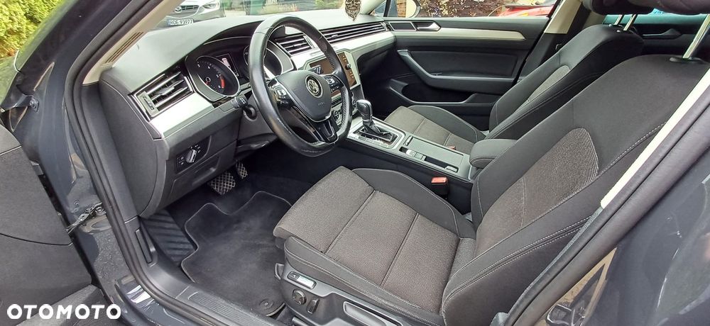 Volkswagen Passat 2.0 TDI BMT Comfortline DSG - 15