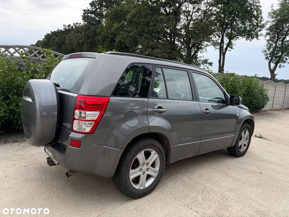 Suzuki Grand Vitara 1.9 DDiS - 5