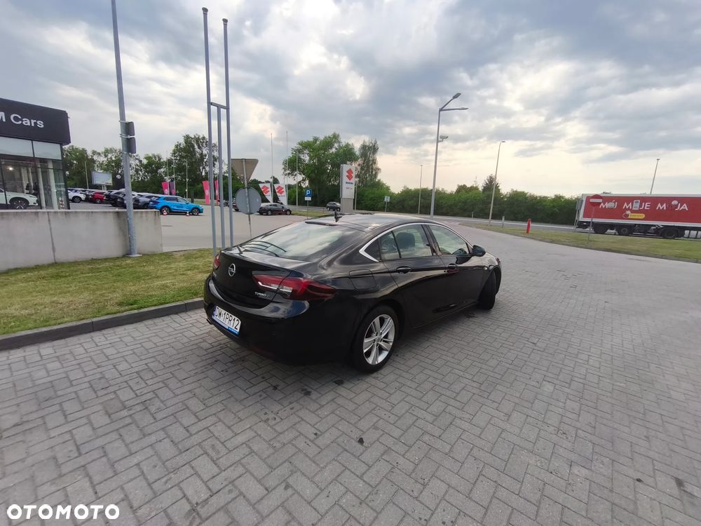 Opel Insignia - 11