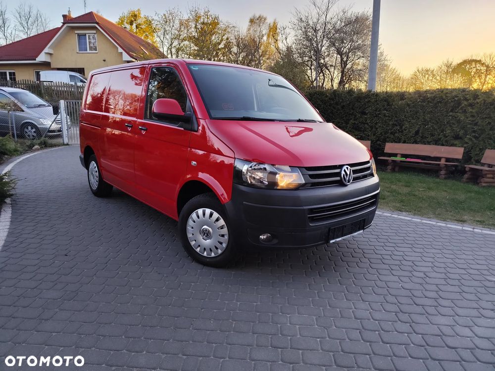 Volkswagen Transporter - 1