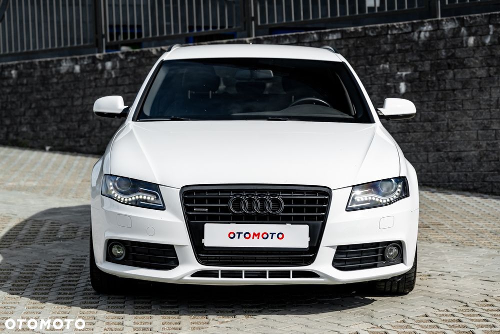 Audi A4 Avant 2.0 TFSI quattro S line Sportpaket - 4