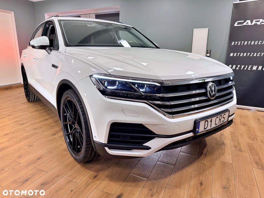 Volkswagen Touareg - 17