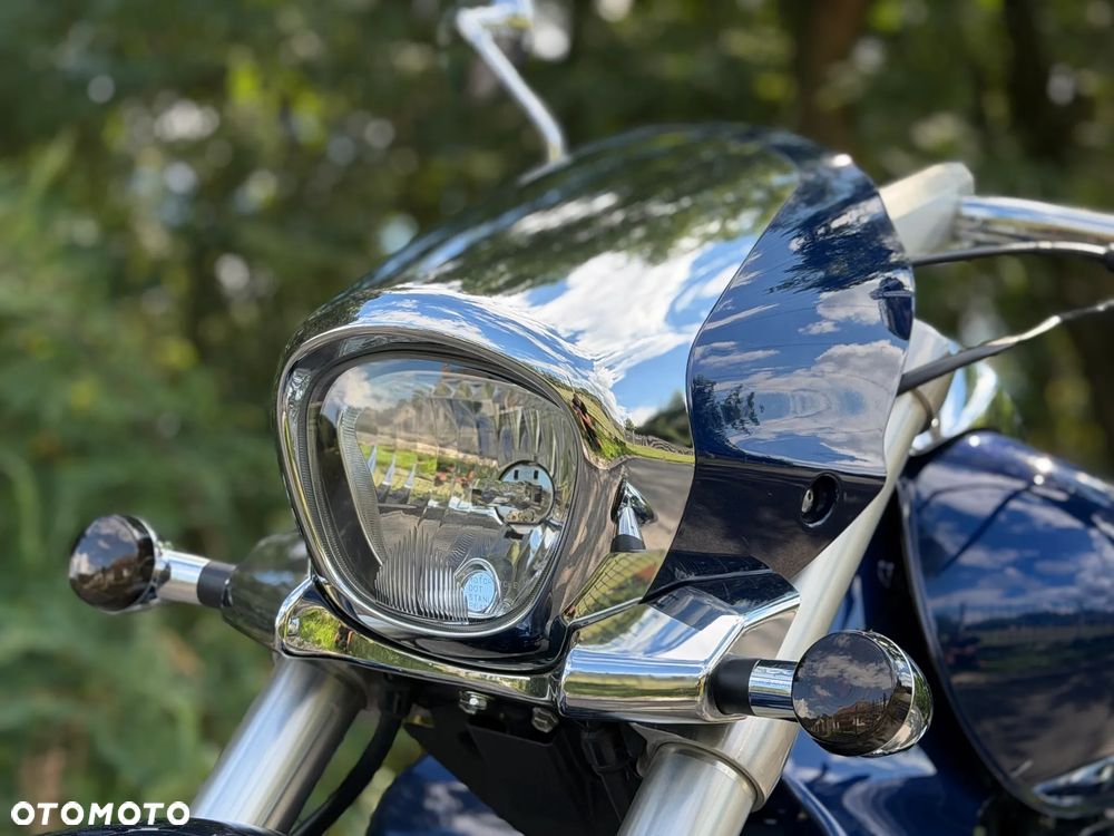 Suzuki Boulevard - 12