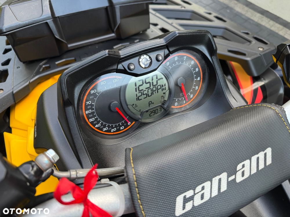 Can-Am Outlander - 17