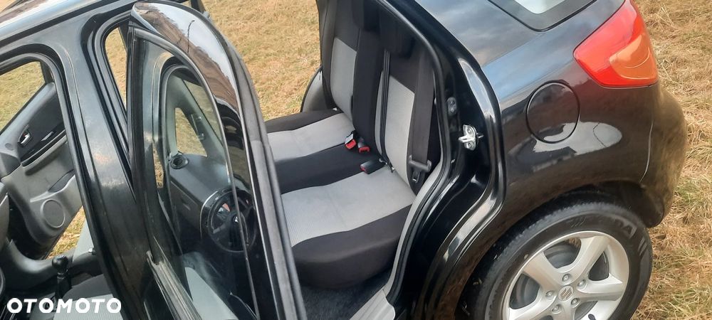 Suzuki SX4 - 16