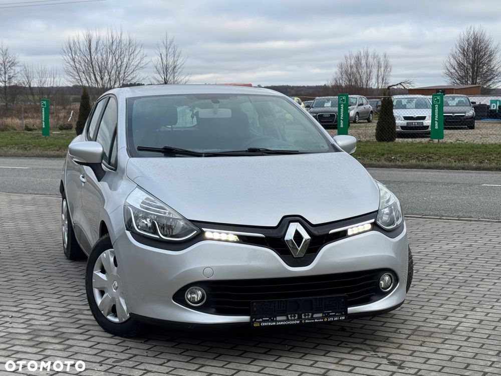 Renault Clio 1.2 16V 75 LIMITED - 3