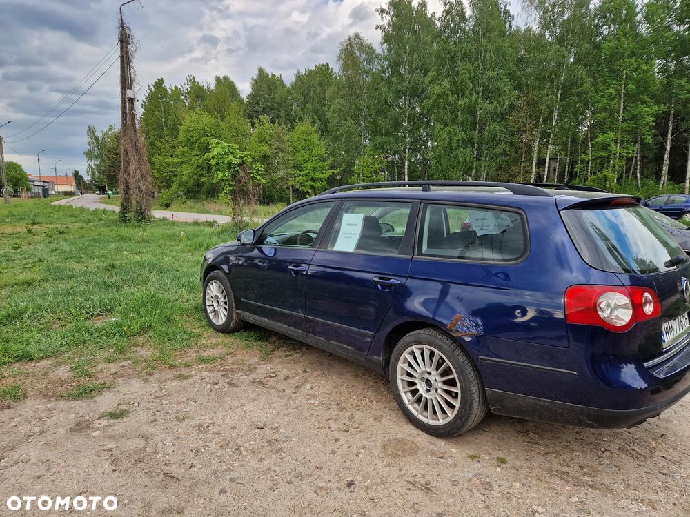 Volkswagen Passat 1.9 TDI Comfortline - 2