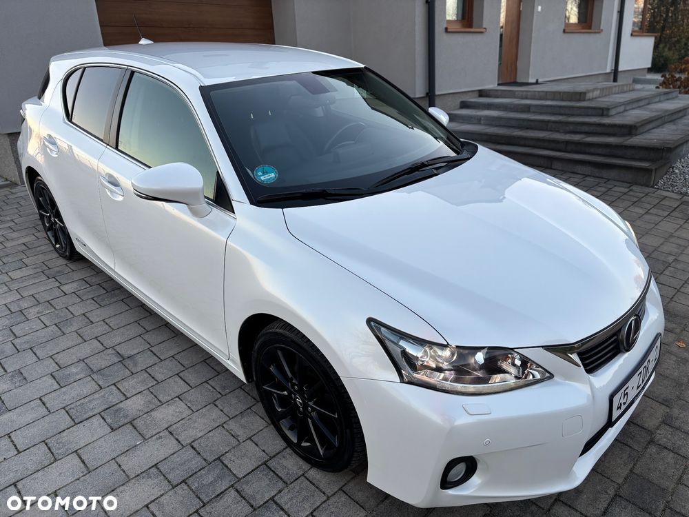 Lexus CT 200h Prestige - 14