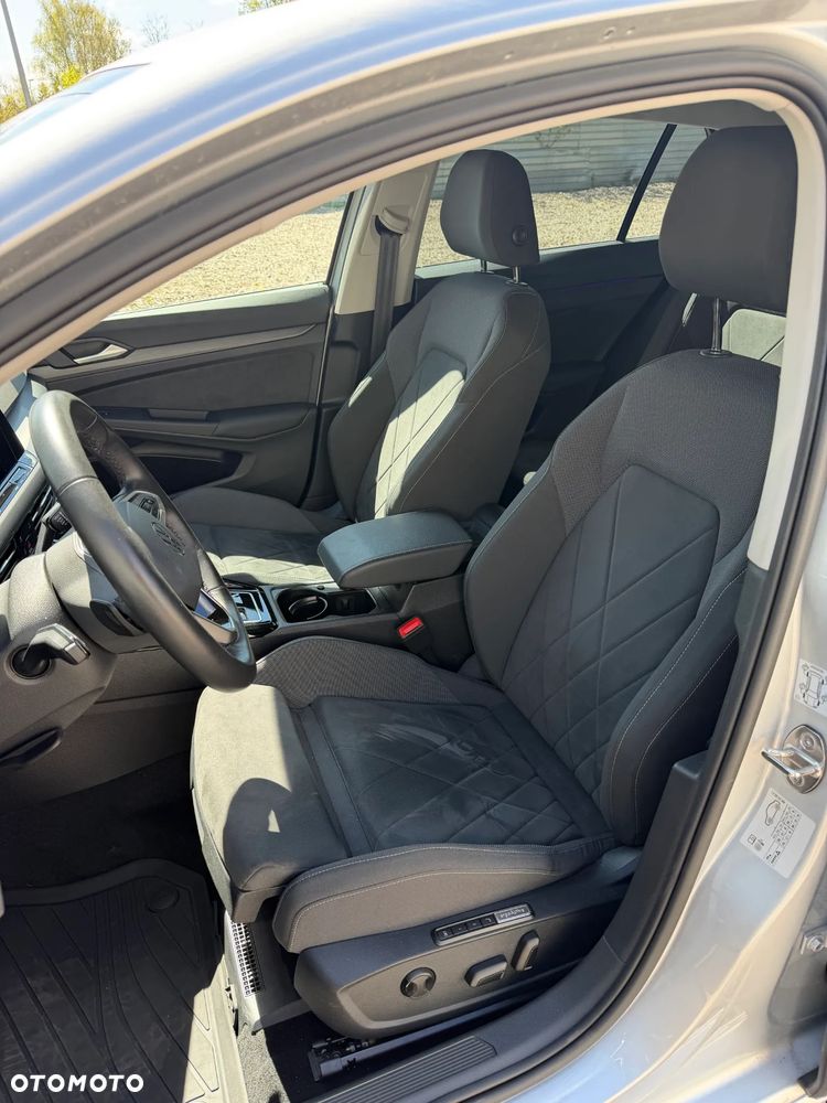 Volkswagen Golf 1.5 eTSI mHEV Style DSG - 10