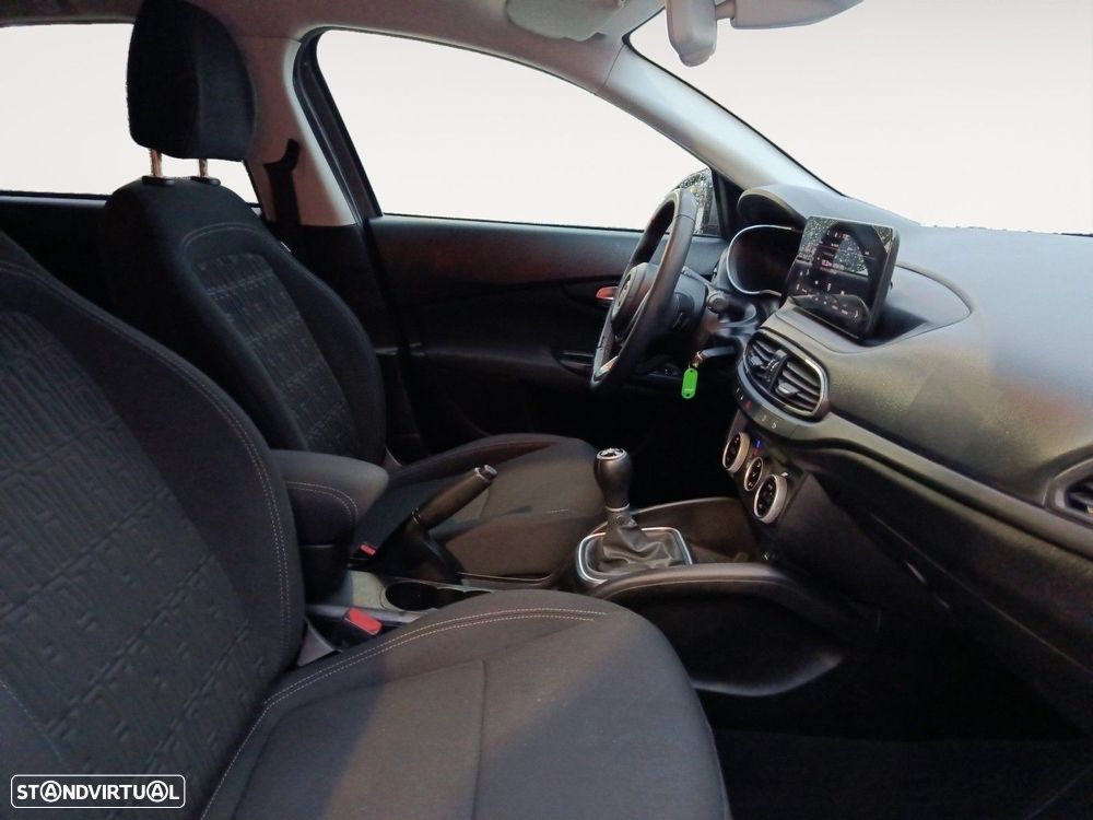 Fiat Tipo Station Wagon 1.0 GSE T3 - 15