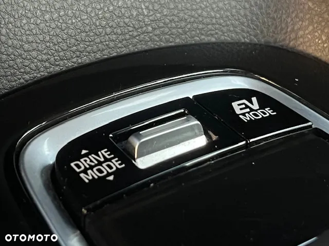 Toyota Corolla 1.8 Hybrid Comfort - 27