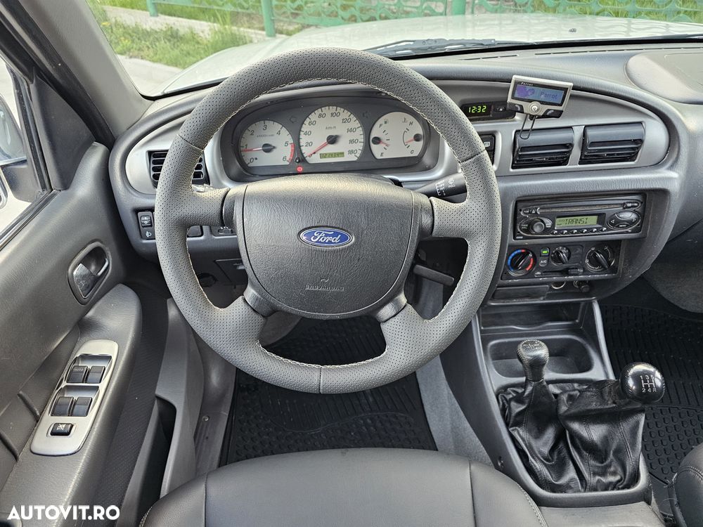 Ford Ranger Pick-Up 4x4 XLT - 10