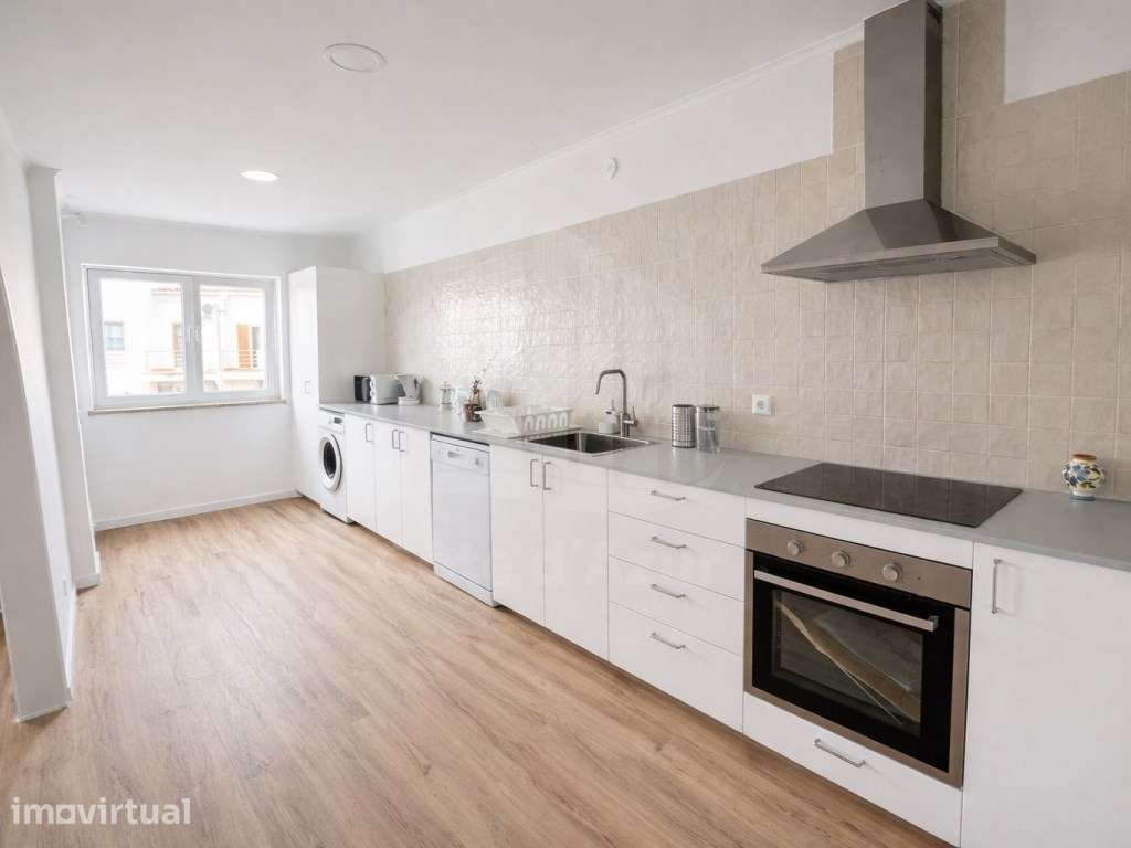 Moradia t6, totalmente renovada, charneca da Caparica /a minutos da... - Grande imagem: 4/26