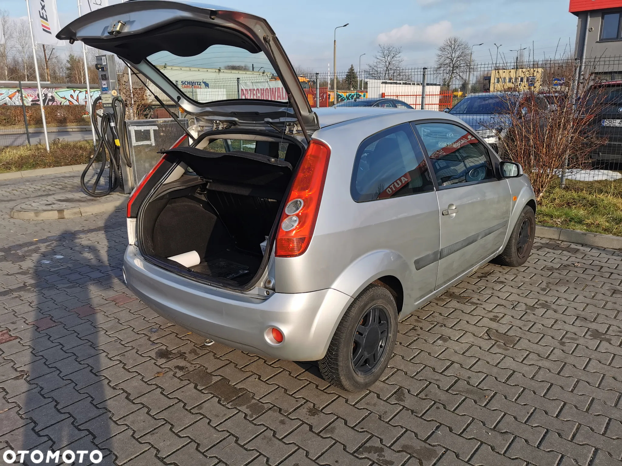 Ford Fiesta 1.4 Ambiente - 5