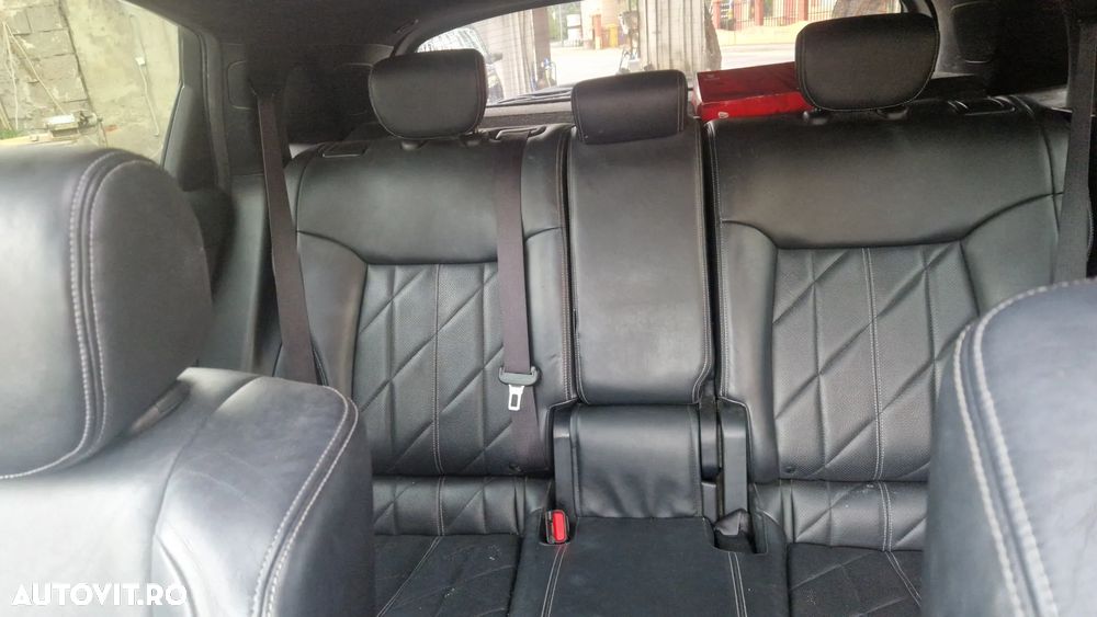 Infiniti FX 30 - 11