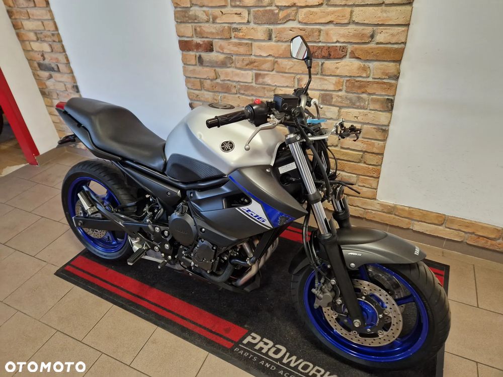 Yamaha XJ - 24
