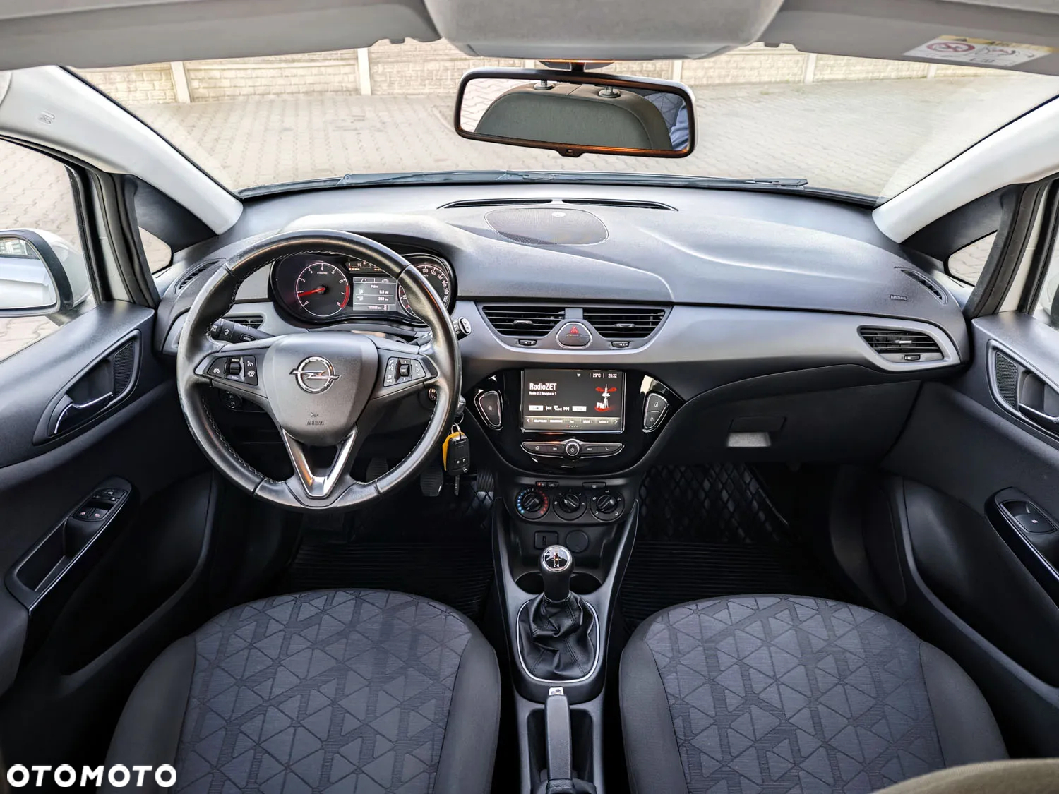 Opel Corsa 1.4 120 Lat - 24