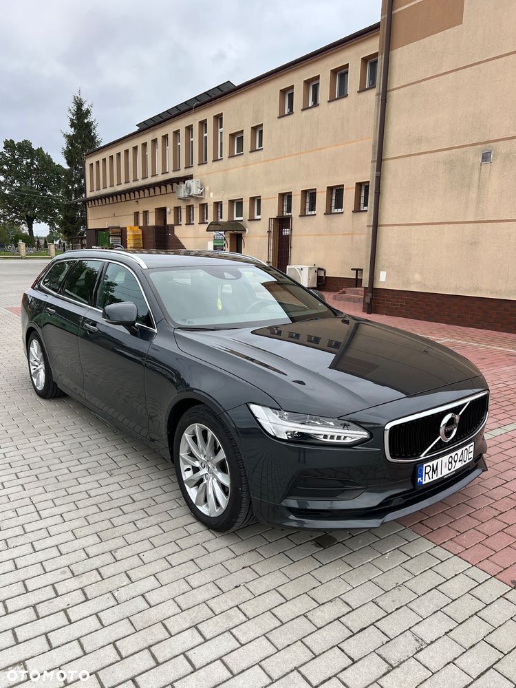 Volvo V90 D3 Momentum - 1
