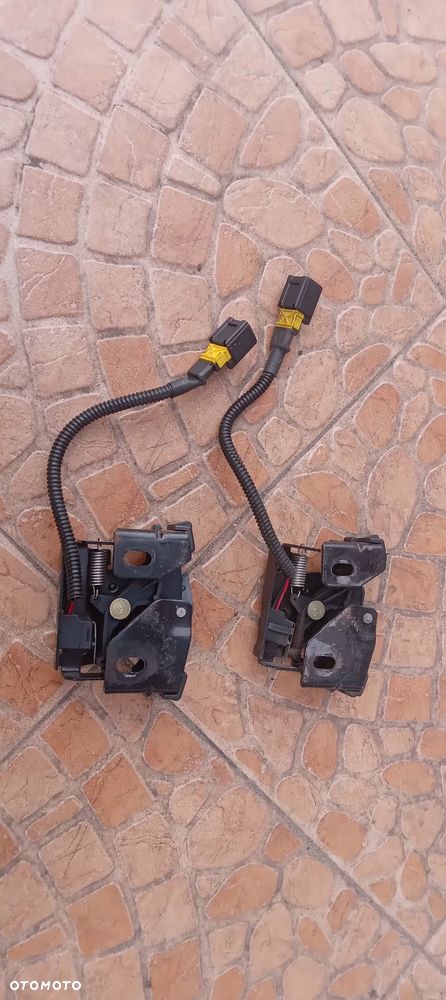 PEUGEOT 206 CC zamek klapy 2PIN - 1