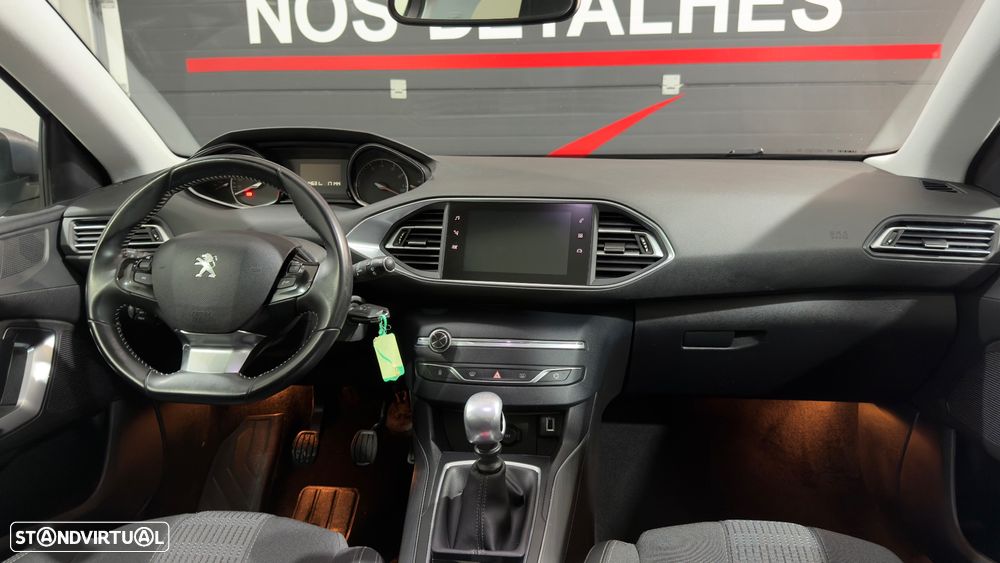 Peugeot 308 130 e-THP Stop & Start Allure - 15