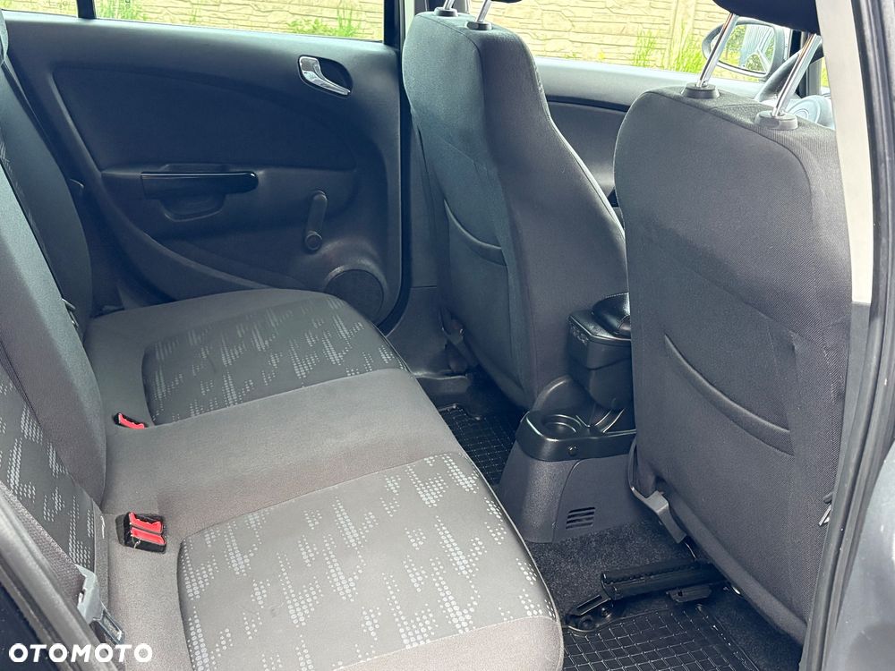 Opel Corsa - 13