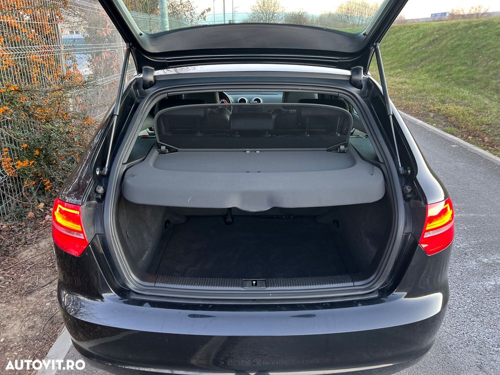 Audi A3 2.0 TDI Sportback DPF S line Sportpaket - 12