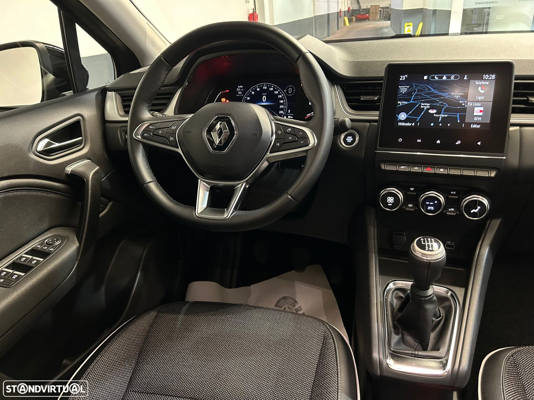 Renault Captur 1.0 TCe Techno - 21