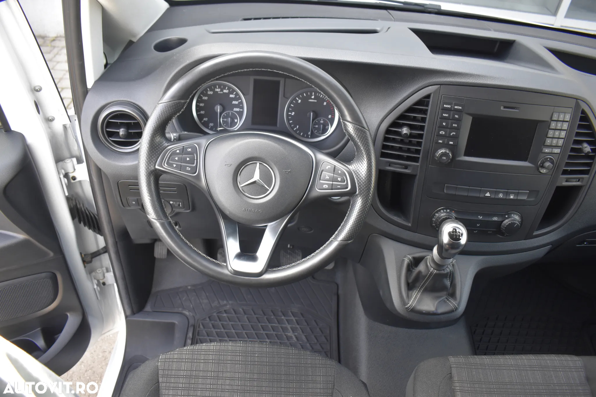 Mercedes-Benz Vito Furgon 114 CDI FWD Long - 16