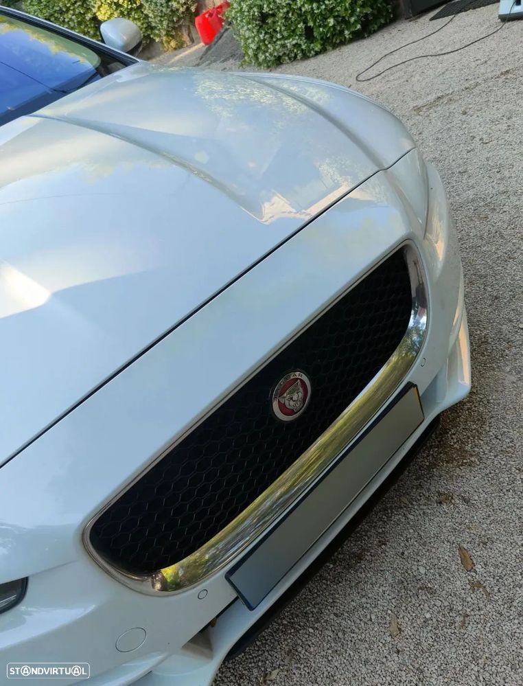 Jaguar XE 20d Aut. Prestige - 7
