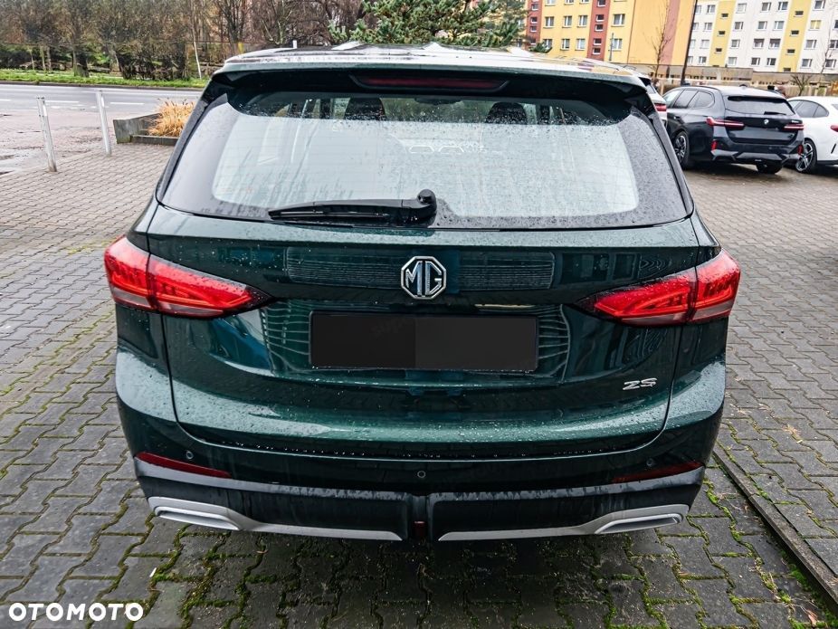MG ZS - 7