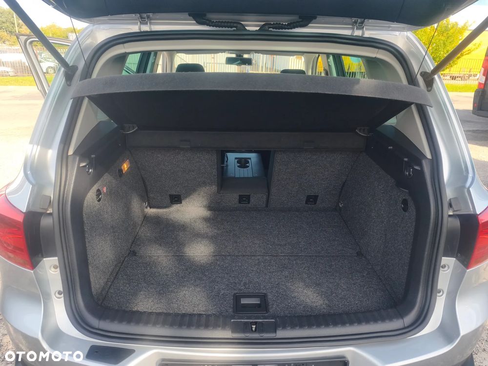 Volkswagen Tiguan - 25