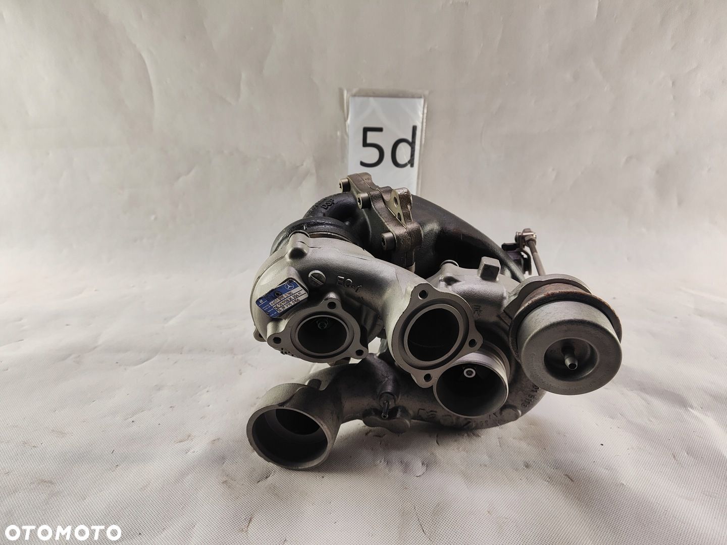 MERCEDES Bi-Turbo C klasa 220 CDI 53049700086 54399700106 TURBINA - 1