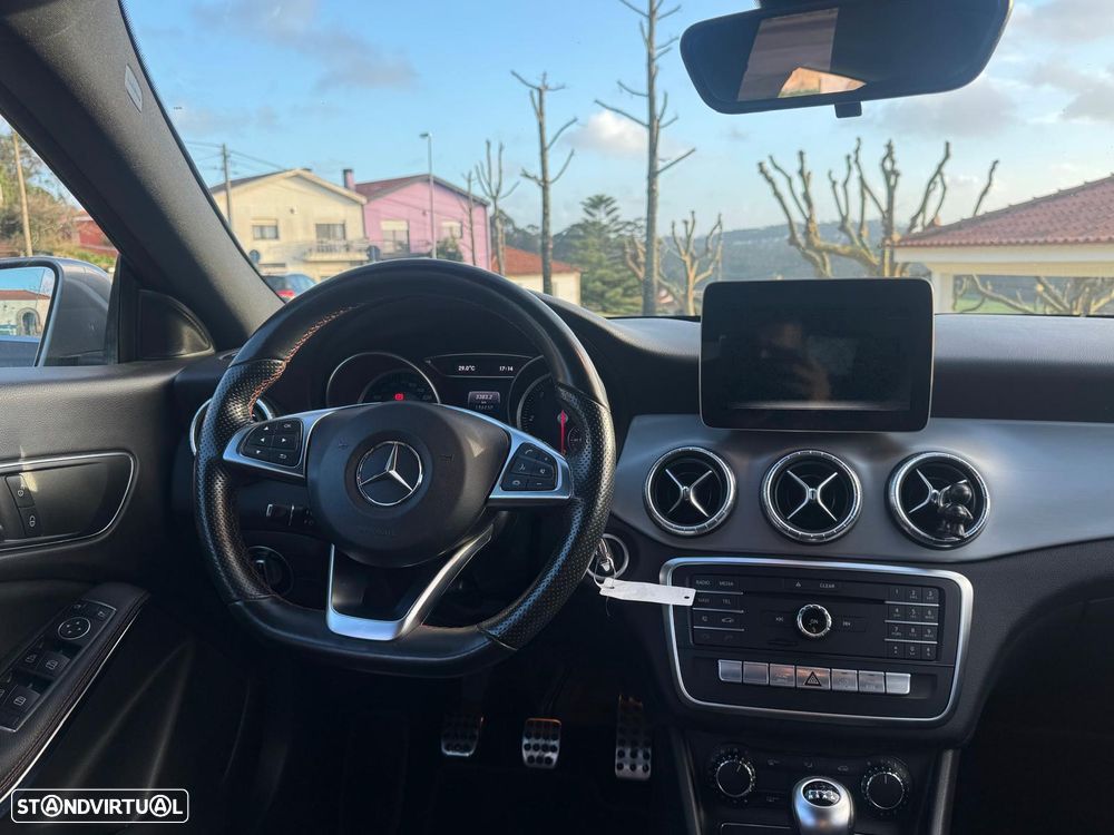 Mercedes-Benz CLA 180 d Shooting Brake AMG Line - 17