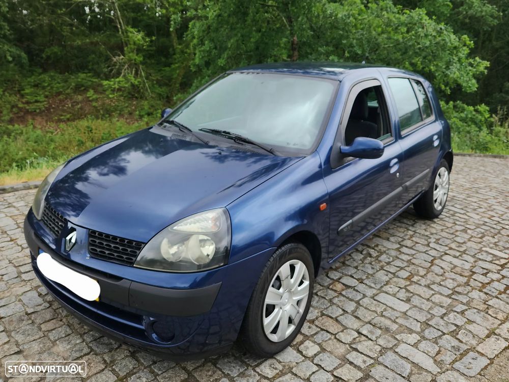 Renault Clio 1.2 16V Privilège - 1