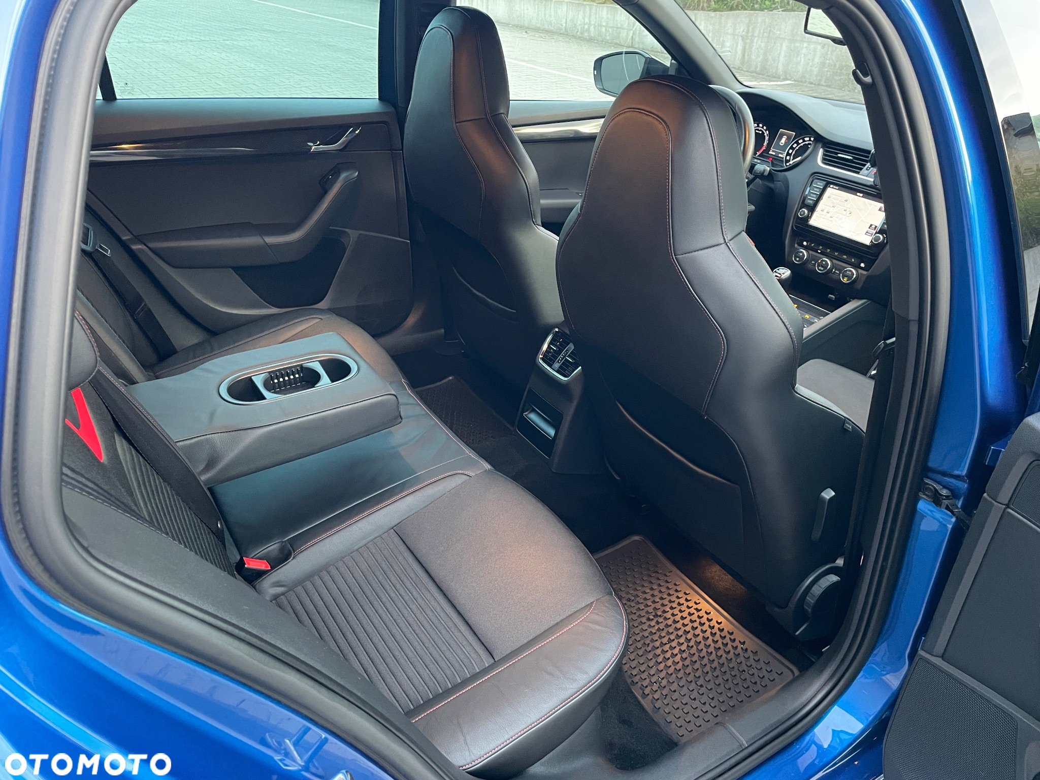 Skoda Octavia Combi 2.0 TDI RS - 15