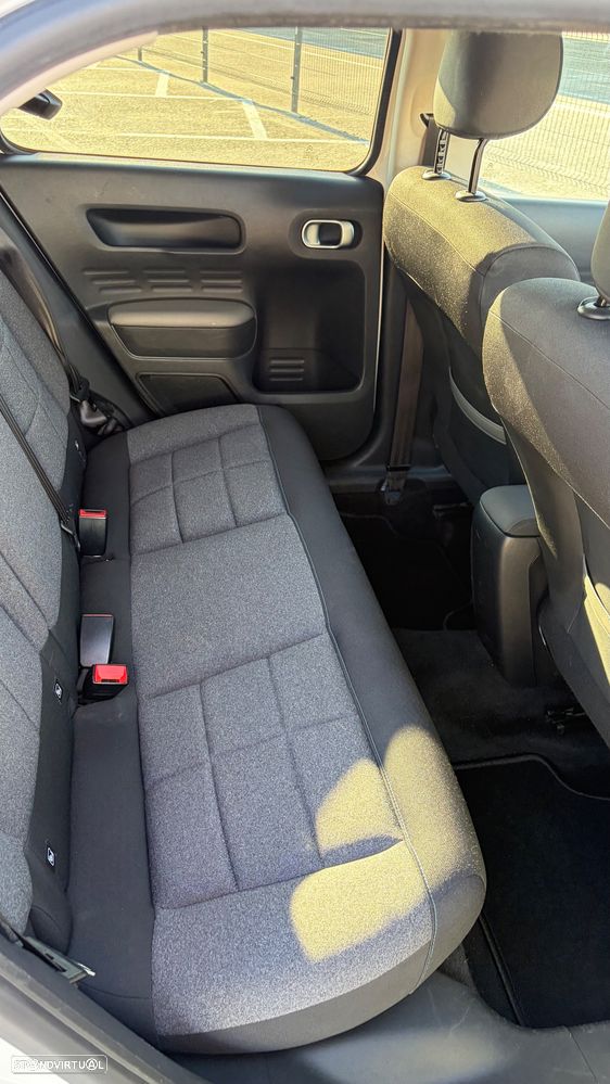 Citroën C4 Cactus 1.2 PureTech Feel EAT6 - 7