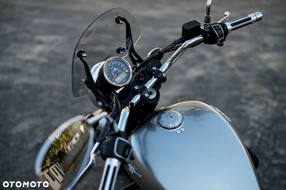 Moto Guzzi V9 - 21