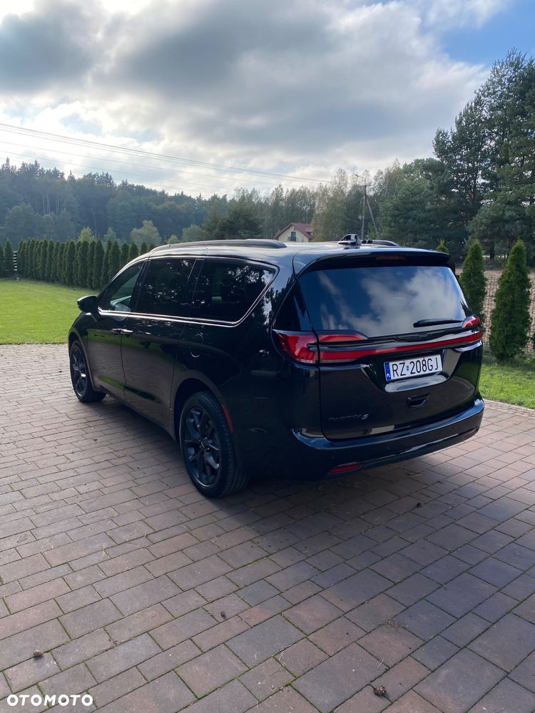 Chrysler Pacifica - 7