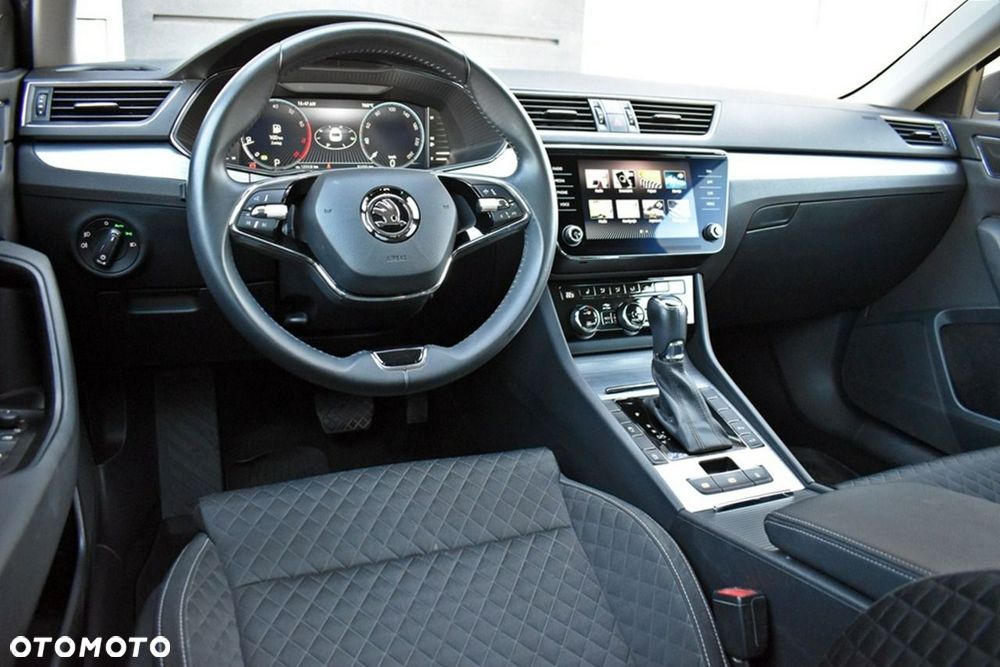 Skoda Superb 2.0 TSI Ambition DSG - 13