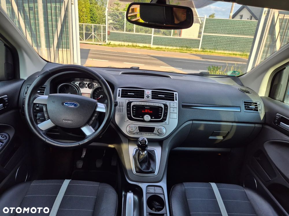 Ford Kuga 2.0 TDCi Titanium - 8