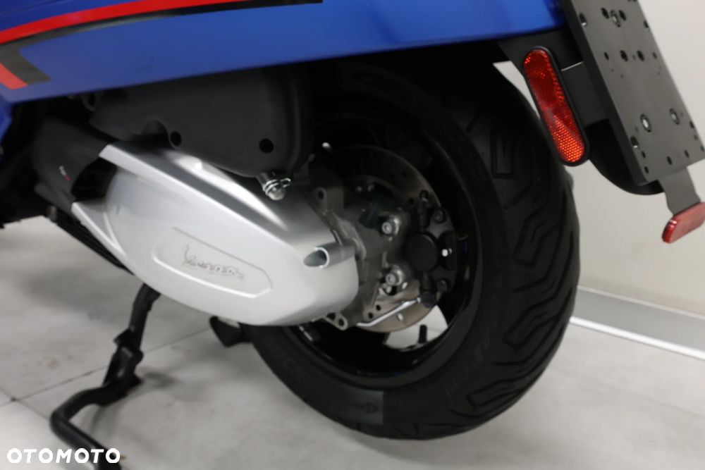 Vespa GTS - 37