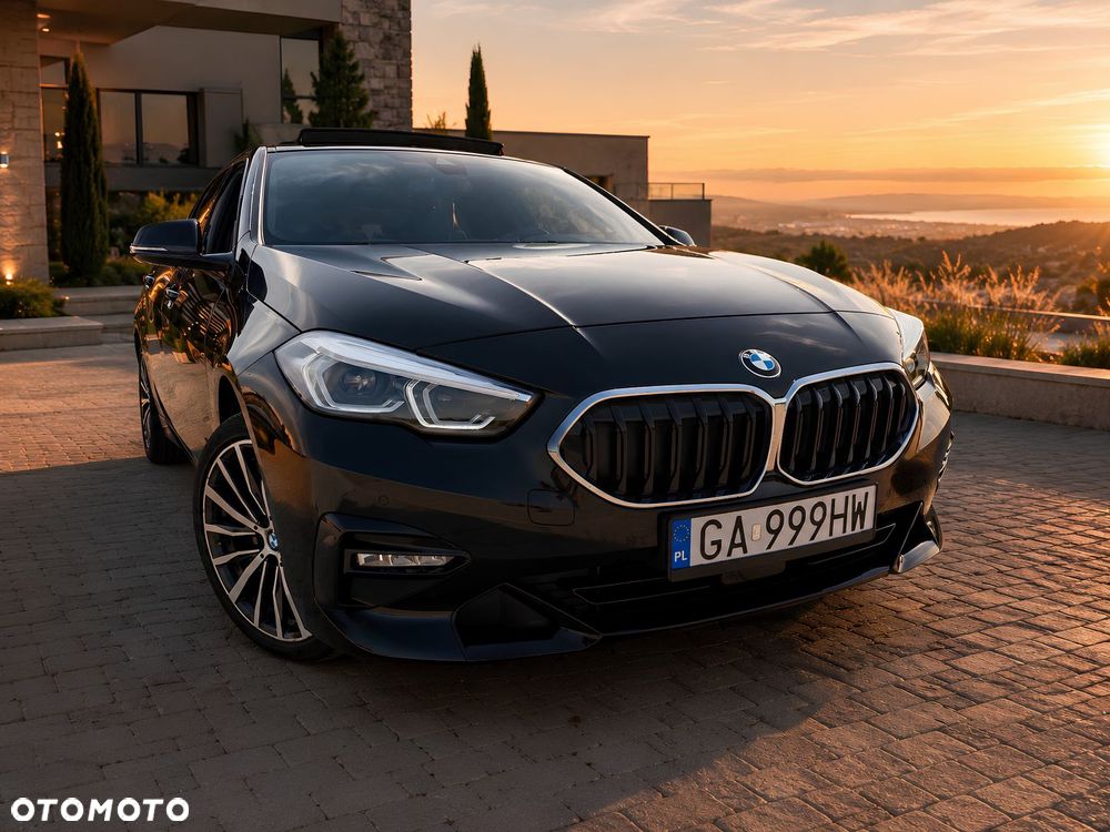 BMW Seria 2 220i Luxury Line - 2