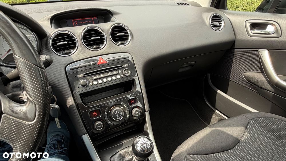 Peugeot 308 155 THP Allure - 29