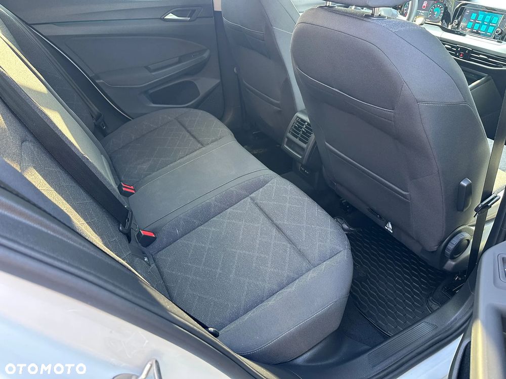 Volkswagen Golf 1.5 TSI EVO Active - 32