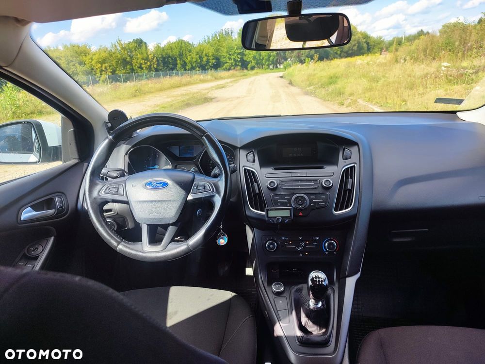 Ford Focus - 8